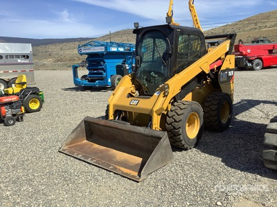 2014 Cat 262D Schranklader