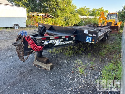 2013 Eager Beaver 20XPT 27 ft T/A Equipment Trailer