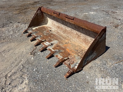 72 in General Purpose Skid Steer Bucket