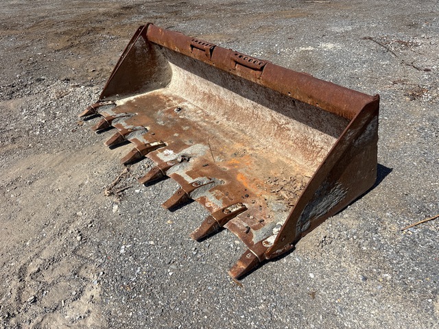72 in General Purpose Skid Steer Bucket 72 in General Purpose Skid Steer Bucket