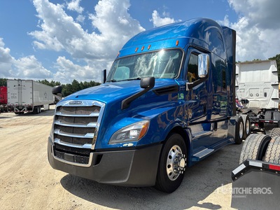 2020 Freightliner Cascadia 126 6x4 3- Achs Sattelzugmaschine mit Schlafkabine