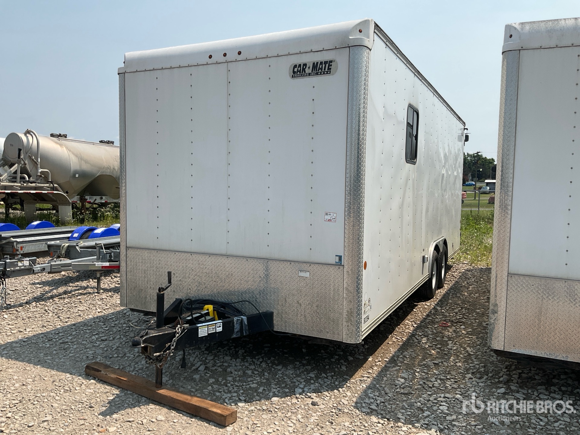 2014 Car Mate CM822CC-HD 22 ft T/A Enclosed Trailer
