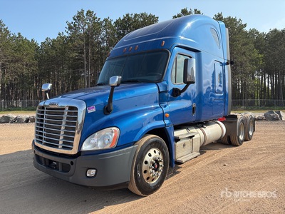 2015 Freightliner Cascadia 125 6x4 T/A Sleeper Truck Tractor