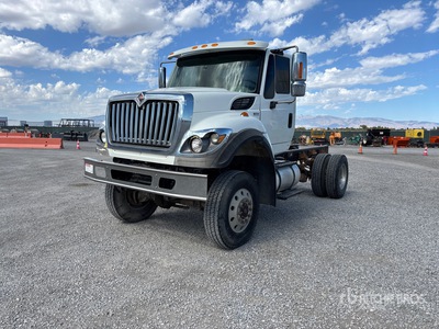 2013 International 7400 T/A Day Cab Truck Tractor