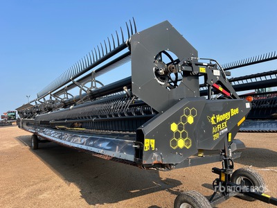2019 Honey Bee AF250 50 ft Flex Draper Combine Header