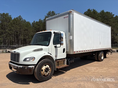 2018 Freightliner M2106 4x2 Autocarro furgonato