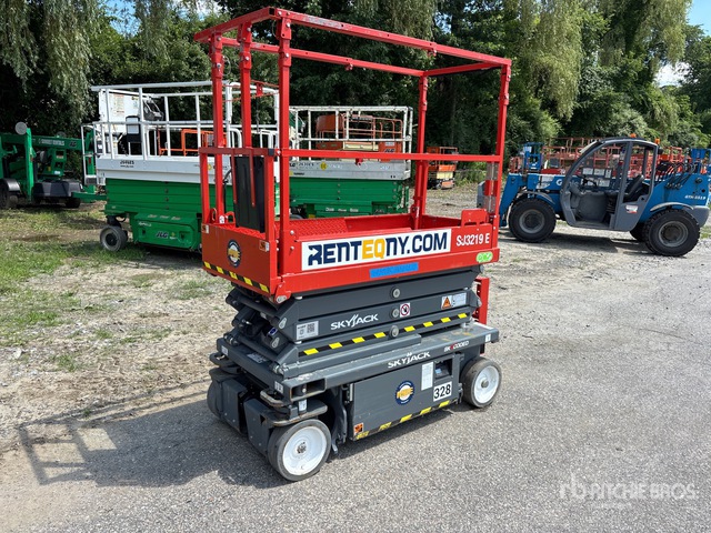2024 Skyjack SJ3219E Electric Scissor Lift