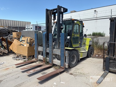 2021 Clark C70D 10900 lb Pneumatic Tire Carretilla Elevadora