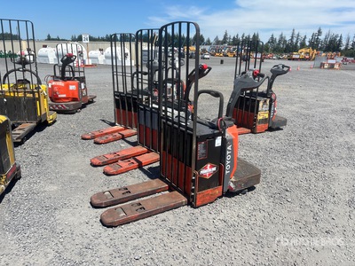 Toyota 8HBE30 6000 lb Electric رافعة الباليت