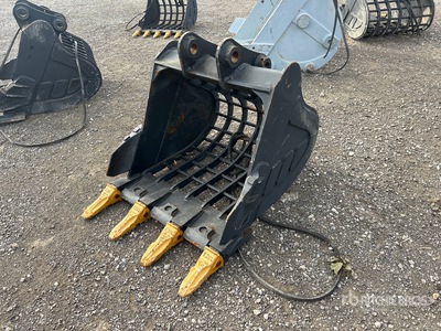 35 in Excavator Screening Bucket