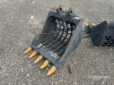 31 in Skeleton Excavator Screening Bucket