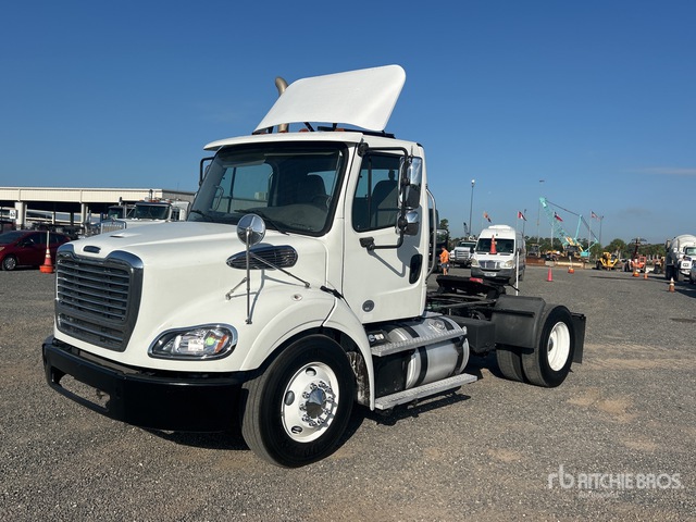 2016 Freightliner M2 112 4x2 S/A Day Cab Truck Tractor