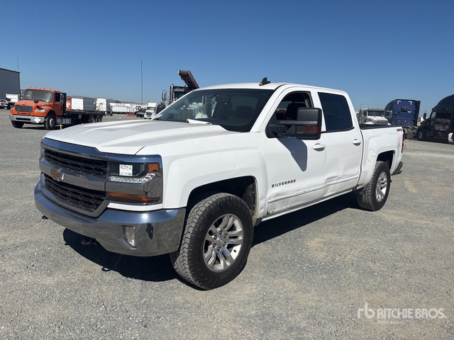 2018 Chevrolet Silverado 1500 4x4 Crew Cab Pickup