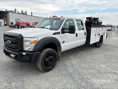 2012 Ford F-550 XL 4x2 Crew Cab Camion de service