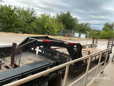 2007 Flatbed Trailer
