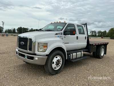 2018 Ford F-750 4x2 Flatbed Truck