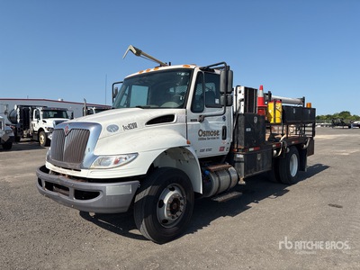 2019 International 4300 4x2 Utility Truck