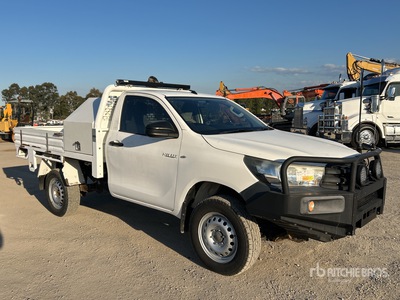 2015 Toyota Hilux 4x4 Pickup