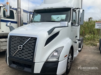2020 Volvo VNL Ciągnik siodłowy T/A z kabiną dzienną