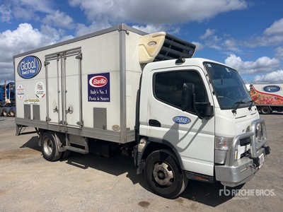 2016 Mitsubishi Fuso Canter 7/800 4x2 Refrigerated Truck