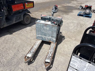 2022 Toyota 8HBW23 4500 lb Electric Pallet Jack