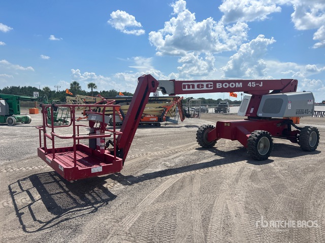 2021 MEC 45J-D 4WD Diesel Telescopic Boom Lift