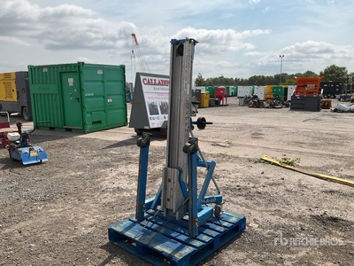 2019 Genie SLA-10 Material Hoist