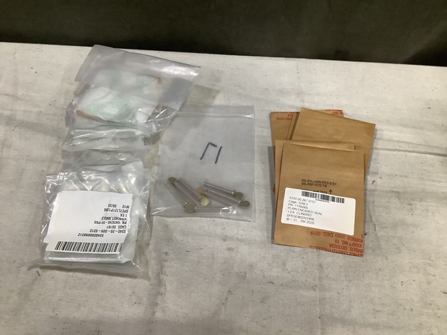 (20) Angle Brackets, (189) Thumbscrews, (145) Encased Seals & Assorted Items (20) Angle Brackets, (189) Thumbscrews, (145) Encased Seals & Assorted Items