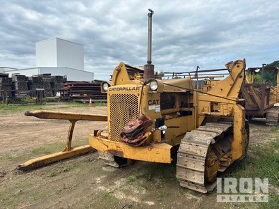 2004 Cat 561D Pipelayer