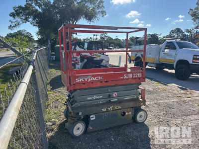 2019 Skyjack SJIII-3219 Electric Scissor Lift