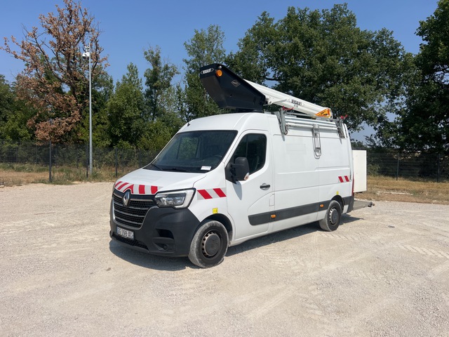 2022 Versalift VTL-135 EVO 13.2 m on 2022 Renault Master 4x2 Cable Placer Bucket Truck