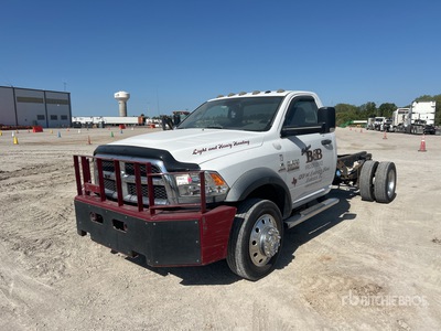 2016 Ram 5500 4x2 Cab and Chassis
