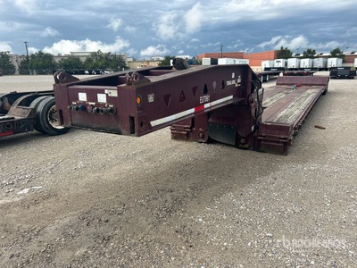 2004 Trail King TK110HED-522 T/A Extendable Low Loader