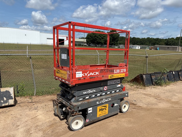 2018 Skyjack SJIII-3219 Electric Scissor Lift