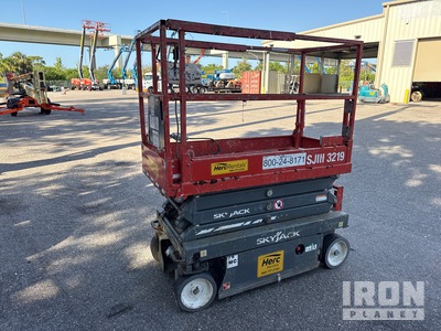 2019 Skyjack SJIII-3219 Electric Scissor Lift