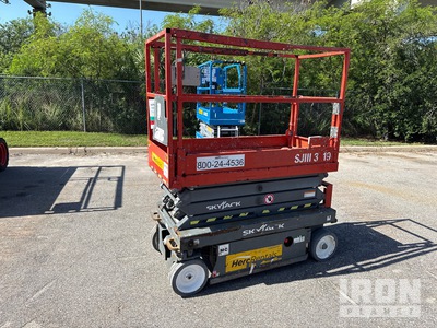2019 Skyjack SJIII-3219 Electric Scissor Lift