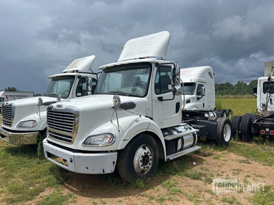 2016 Freightliner M2112 4x2 Tracteur Routier