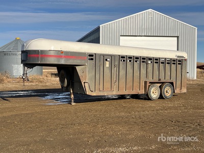 1991 Kiefer Built 20 ft T/A Livestock Trailer
