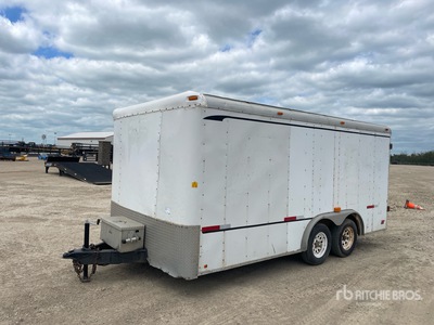 2001 Pace American 16 ft T/A Enclosed Trailer