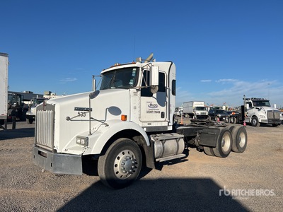 2010 Kenworth T800 6x4 Cabeza Tractora Cabina Corta