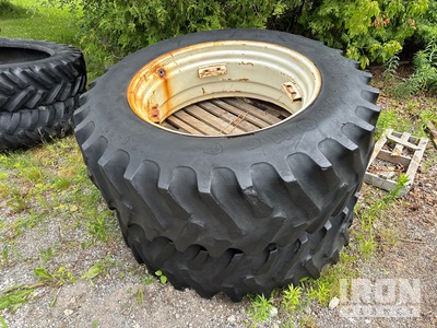 Quantity of (2) 18.4-38 Tractor إطارات المعدات