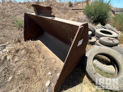 General Purpose 4 yrd Bucket ملحقات جرافة