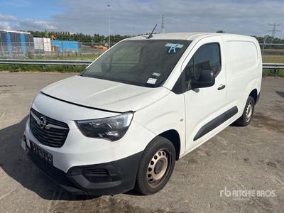 2023 Opel Combo Cargo 1.5 D 75 KW L1H1 panel Van L3H1 Furgone cargo (Inoperable)