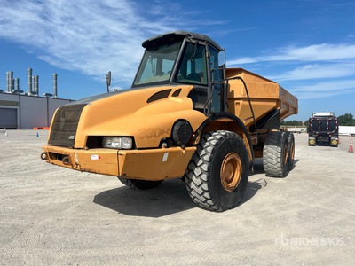 Case 330B Tombereau