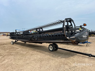 2015 MacDon FD75 45 ft Flex Draper Tête de moissonneuse-batteuse
