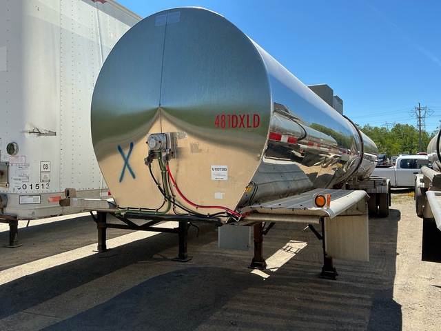 1998 Polar T/A Tanker Trailer