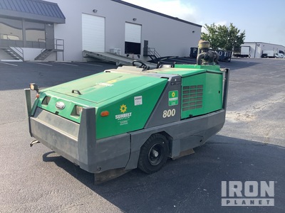2019 Tennant 800 Floor Sweeper