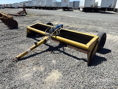 2 Tire Hydraulic 10 ft Getzogener Scraper