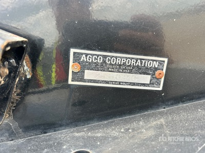 Agco 5200 25 ft Flex Combine Header