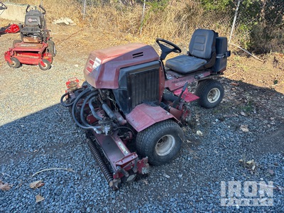 Reelmaster 2300-D Ride-On Fairway Rasa erba